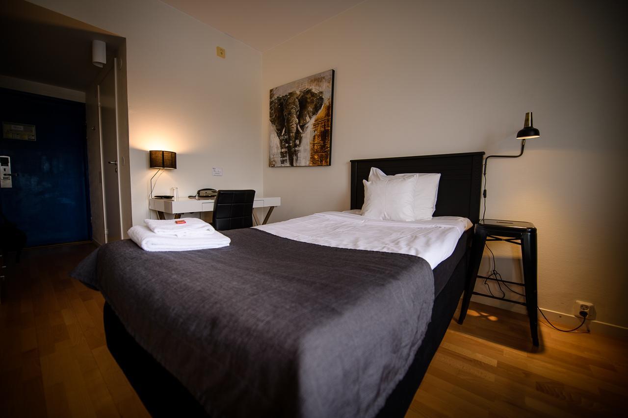 Hotell Alfred Nobel Карлскога Екстериор снимка
